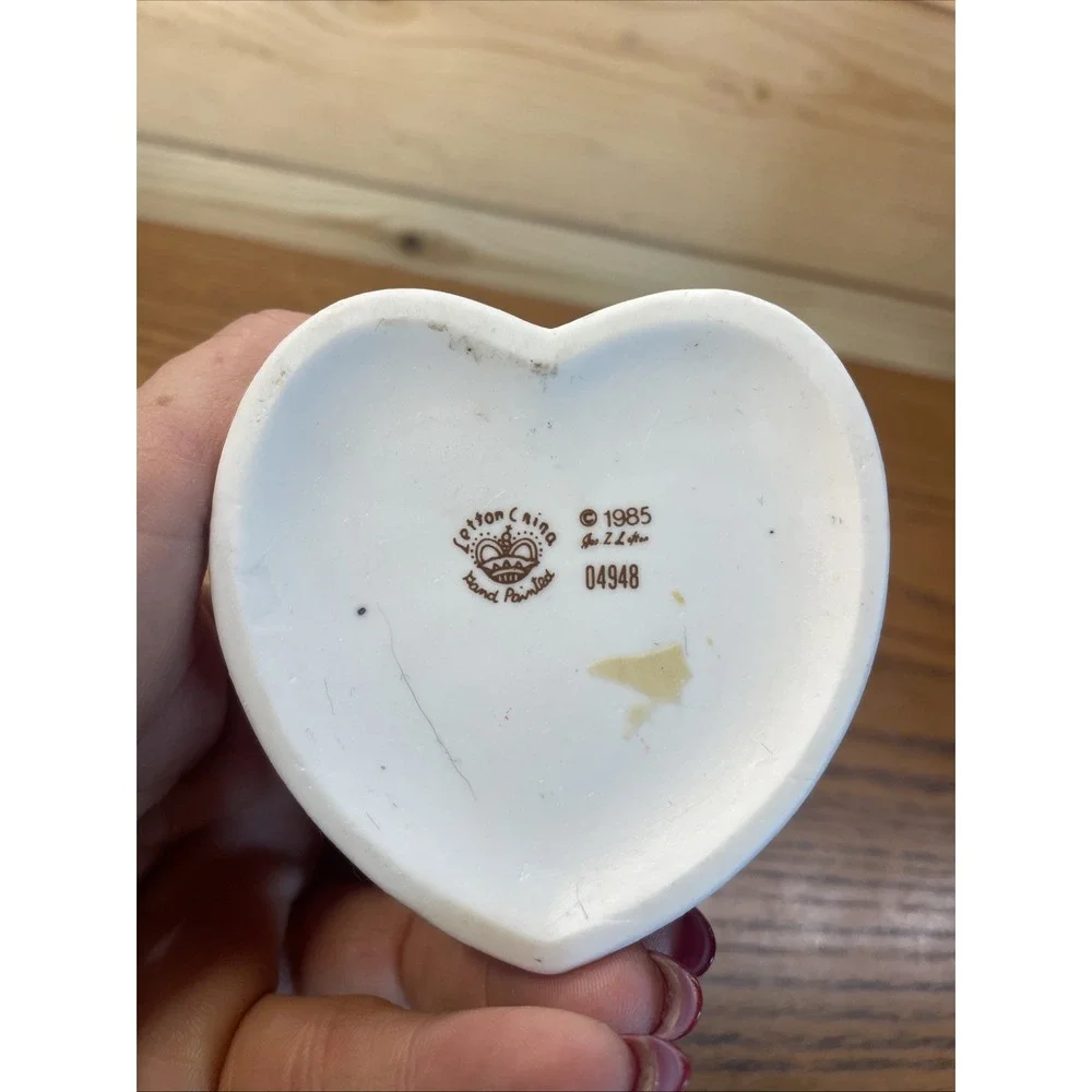 Vintage Valentines Lefton White Kitty Cat With Hearts Trinket Box 3.5